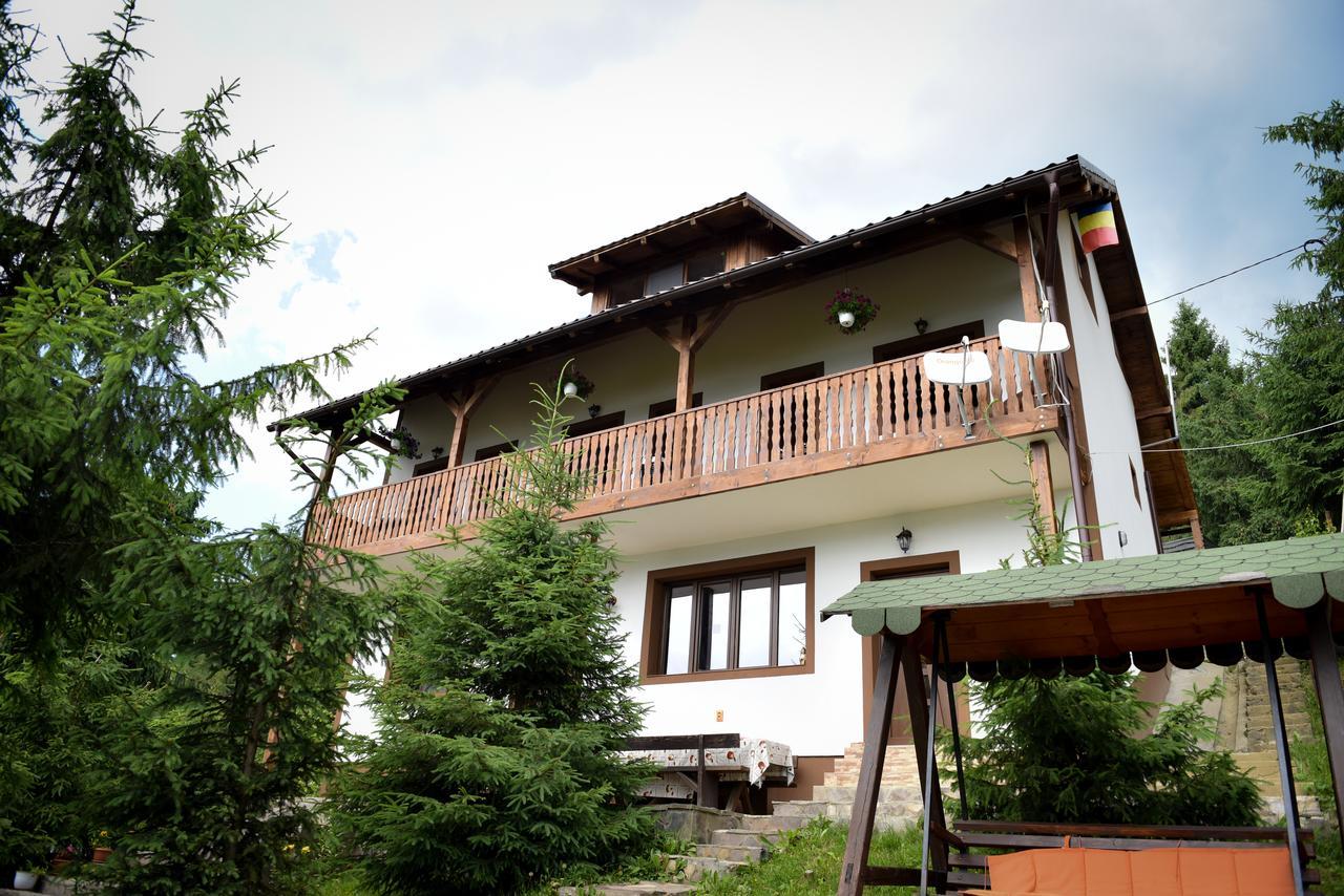 Casa Edy Hotel Colibiţa Екстериор снимка
